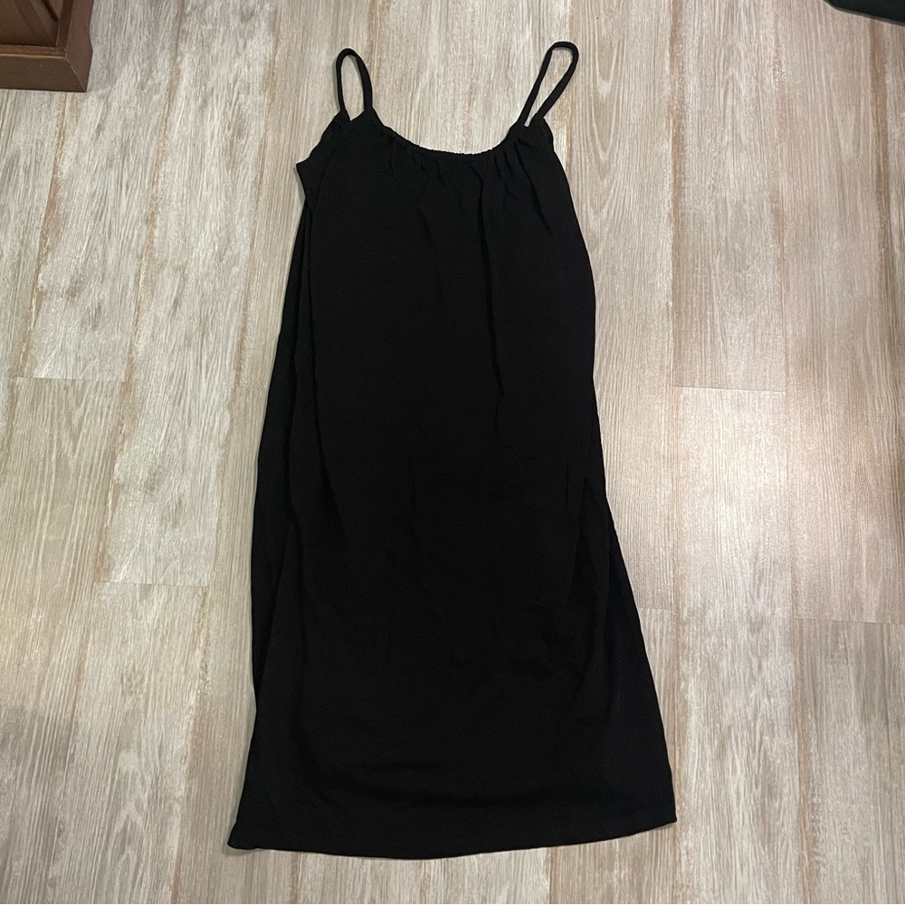 H&M jersey maxi dress never worn. Size medium .